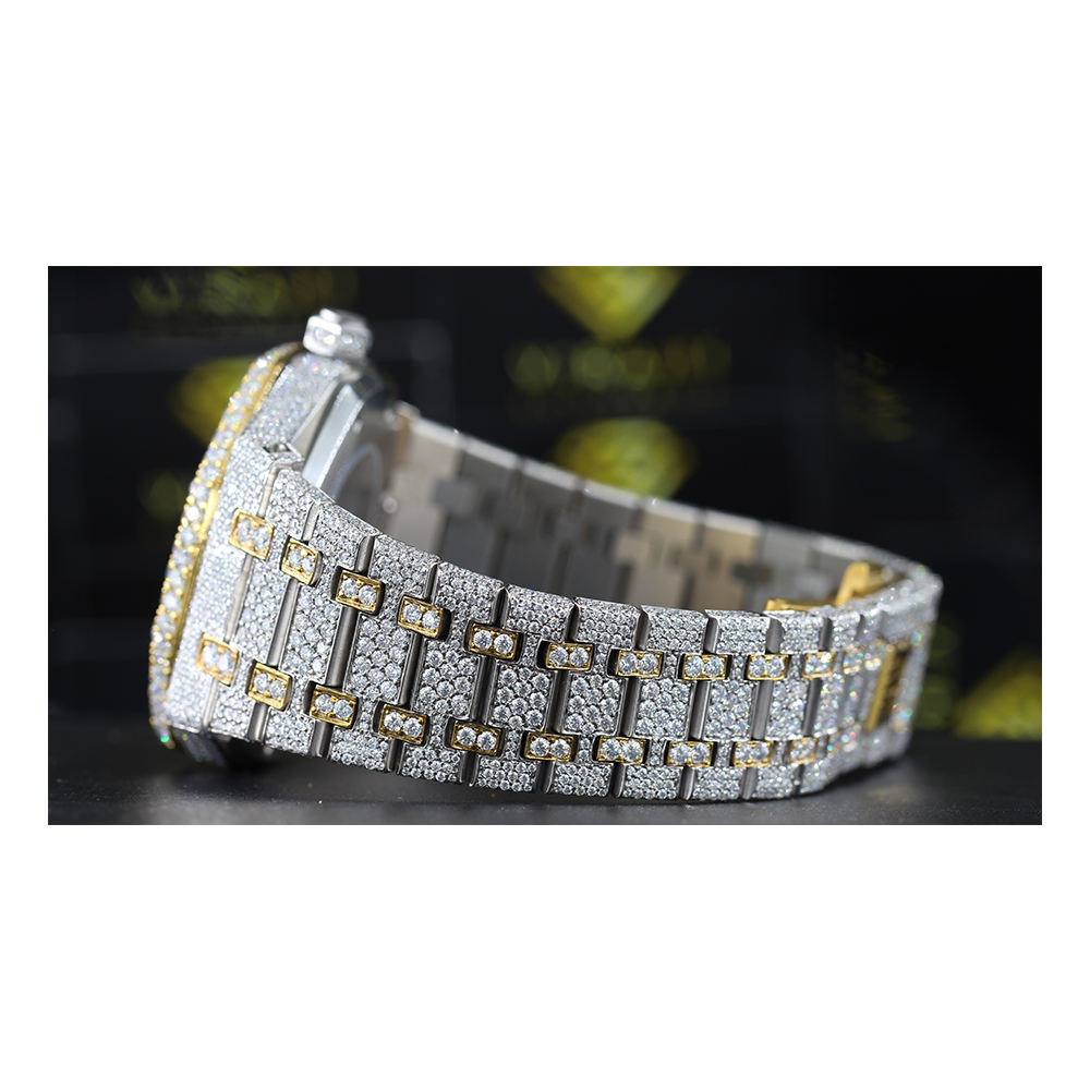 Good Quality Stainless Steel Unisex Watch Timepiece Jewelry Automatic Iced Out VVS Clarity Moissanite Diamond Watch From India