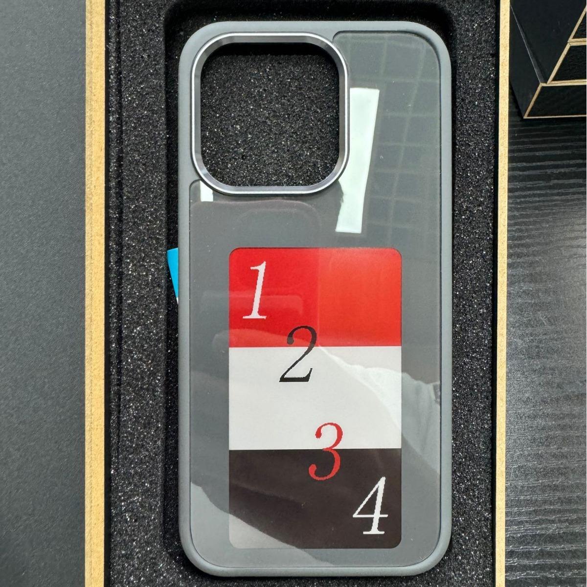 New Luxury designer NFC smart E ink screen Display shockproof mobile phone accessories for fundas iphone 15 Pro max DIY cases