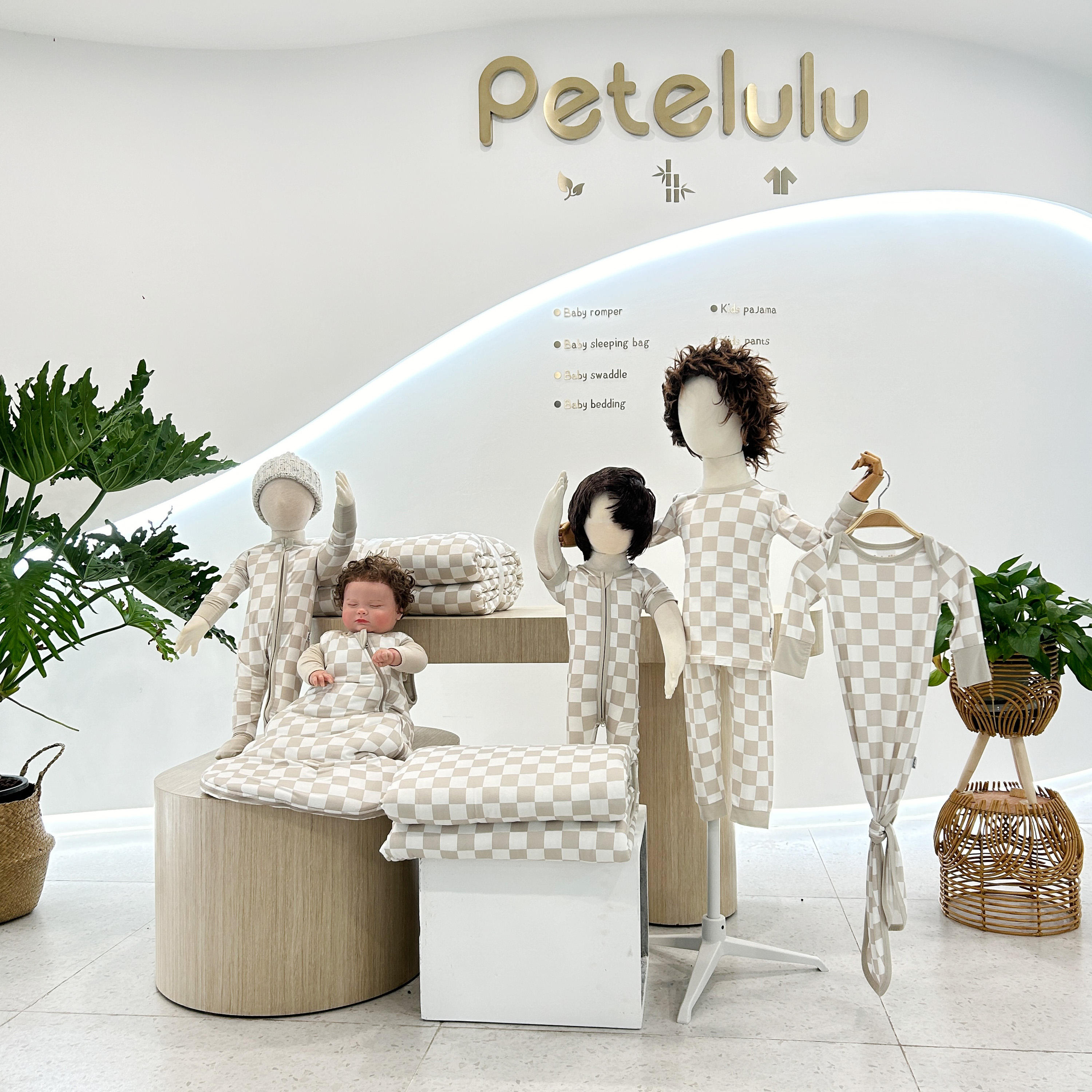 Newborn Baby Romper Soft Jumpsuit Pajamas Made of Waterproof Bamboo Fiber Unisex 2-Pcs Clothing Set checkered baby sleeping bag