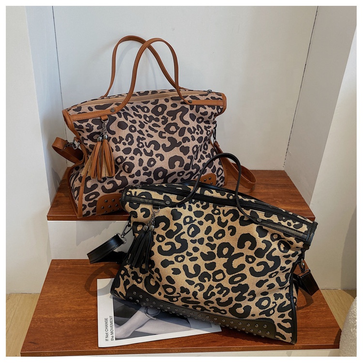 2024 Vintage Animal Cotton Linen Black Brown Leopard Ladies Bags Fashion Cheetah Pattern Women Rivet Large Shoulder Tote Bag 