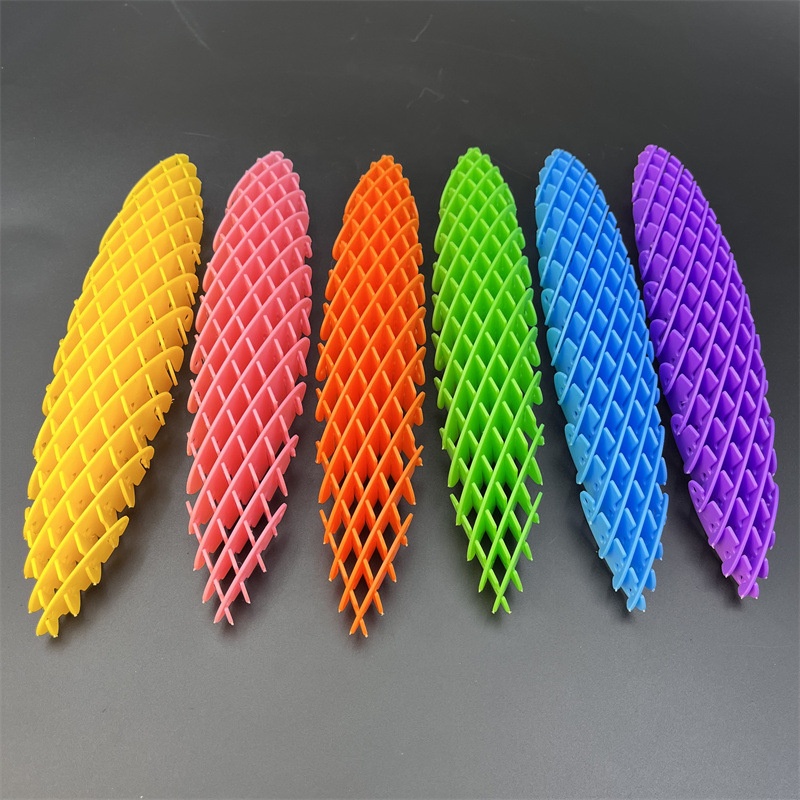 Factory Stock Sensory Worm Pocket Fidget Toys Stress Relief Worm Toys Fingertip Contort Fidget Worm Squeeze Toys 