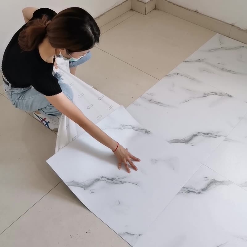 Udk Waterproof Spc Floor Sticker Pisos De Vinil Wood Plank Floor Tiles Luxury Vinyl Stone Plastic Composite Floor 