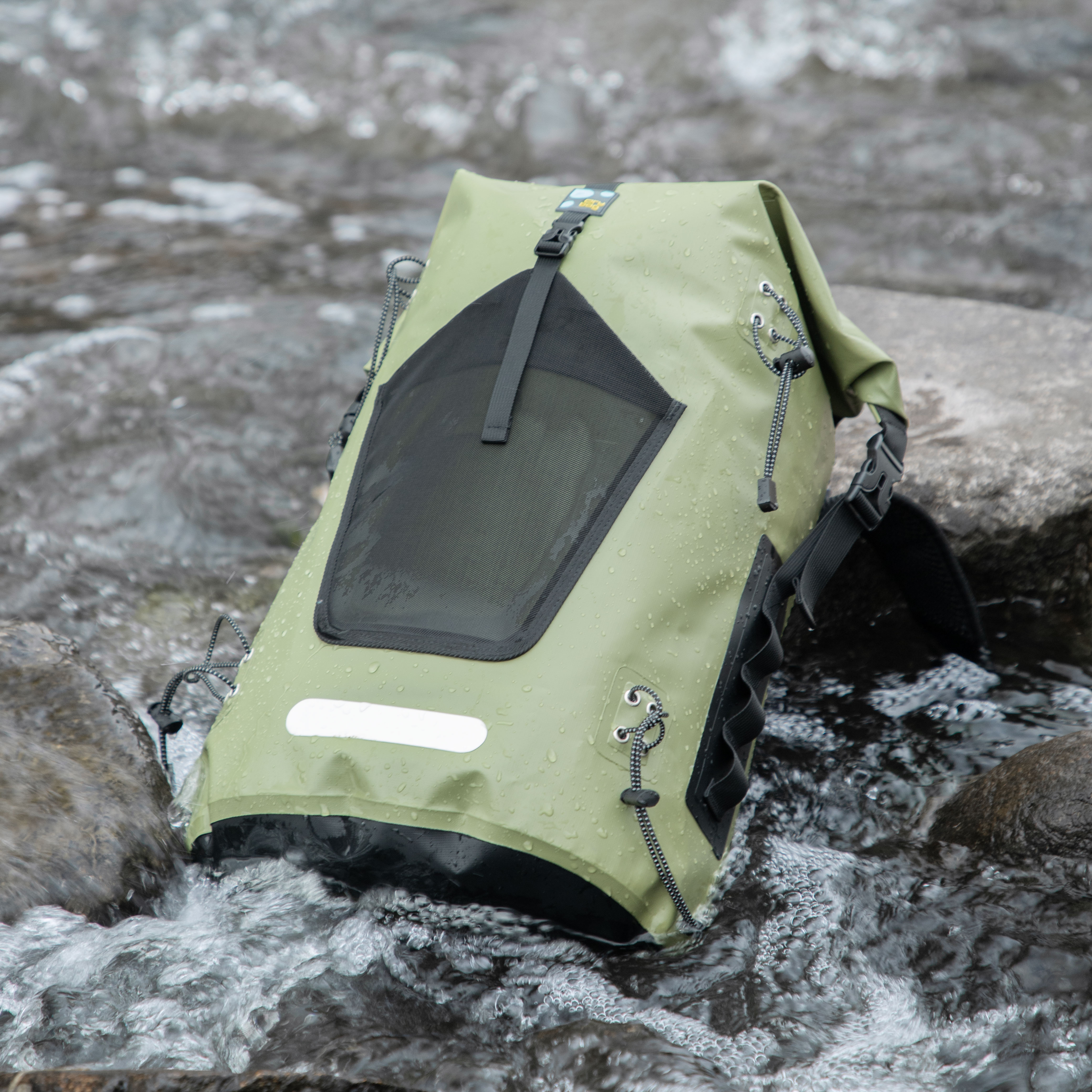 Sinotop 35l 500d Pvc Tarpaulin Roll Top Hiking Backpack Premium Outdoor Waterproof Products For Men For Camping &amp; Hiking 